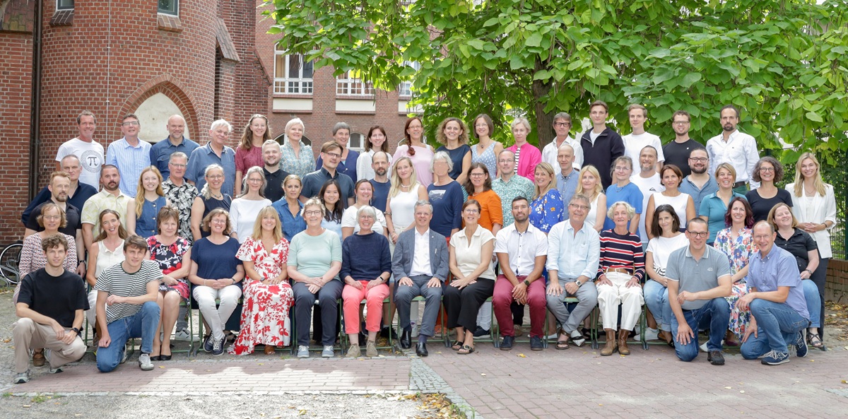 Das Lehrerkollegium der Theresienschule